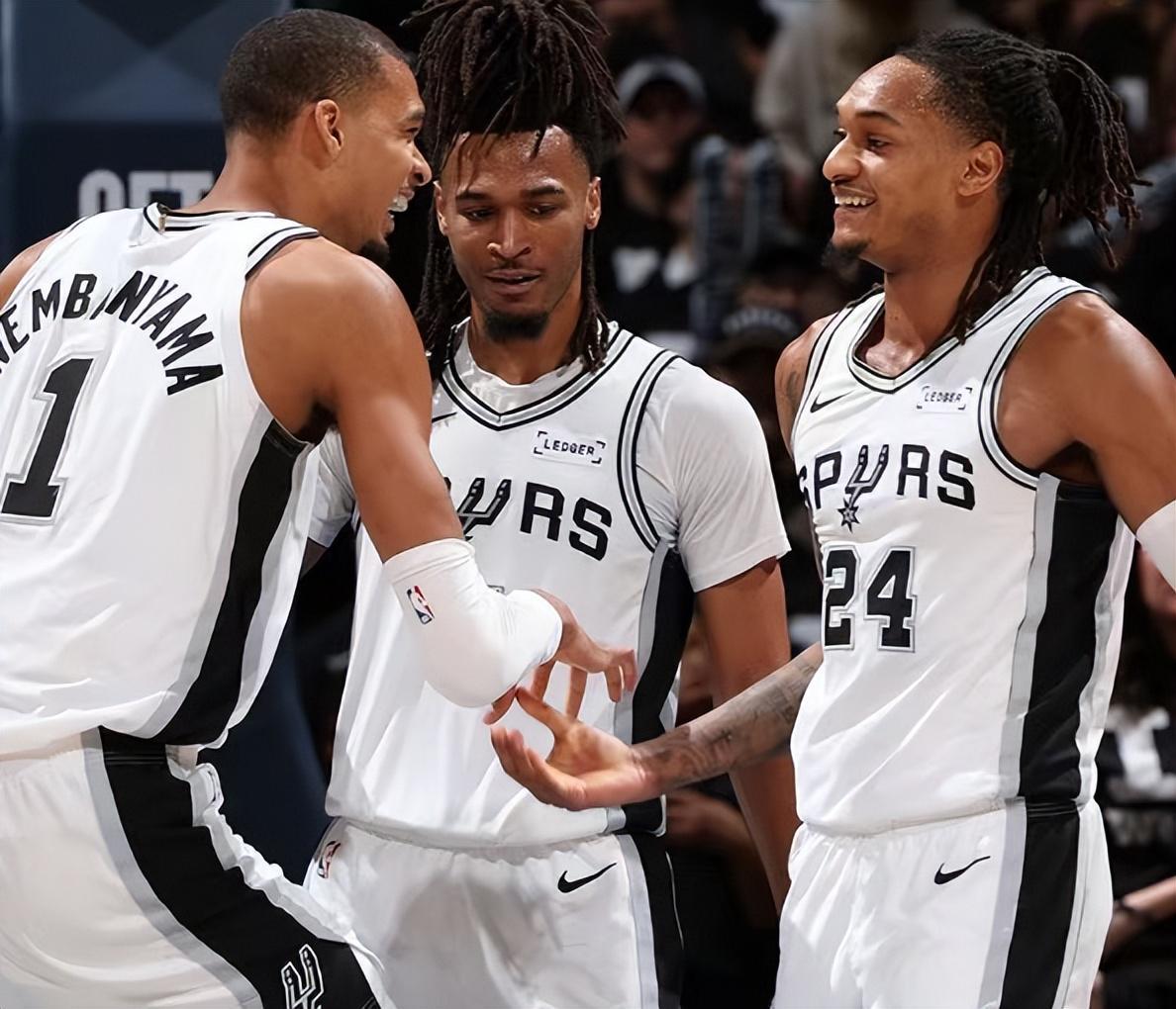 九游娱乐官方入口-随着马刺7分险胜，尼克斯夺赛点，NBA季后赛最新排名出炉！